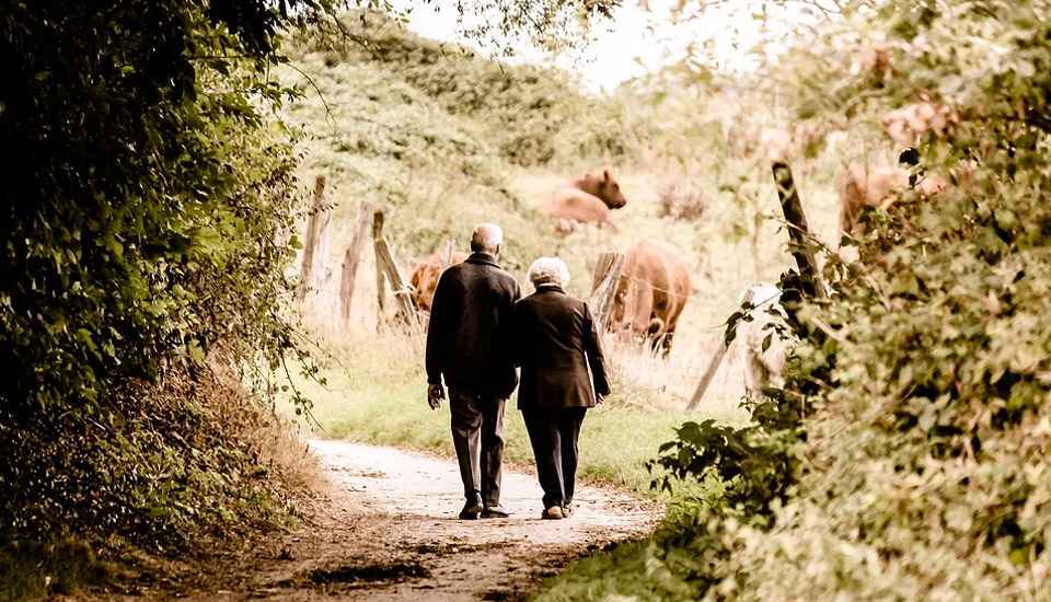 confinamiento en la vejez confinamiento en la vejez